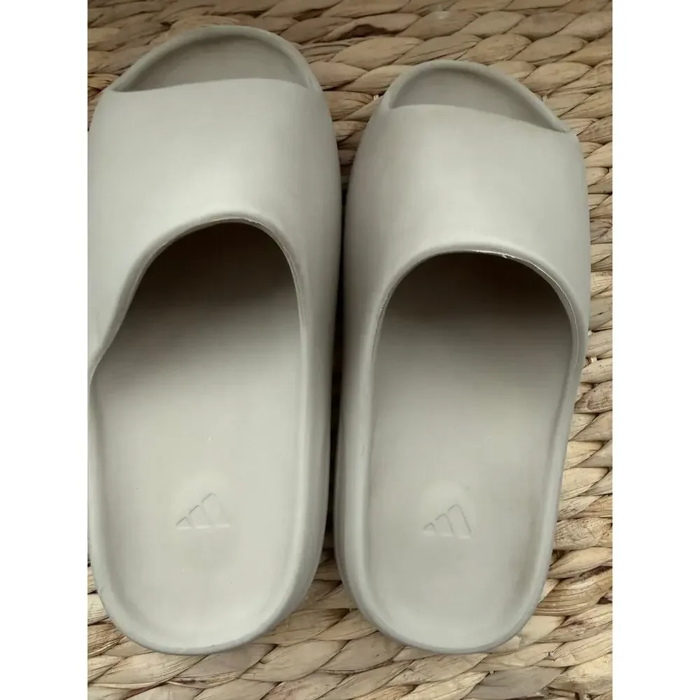 adidas Yeezy YZY Slide Bone Beige FZ5897 Men’s US 7 Women’s US 8 Slip-On Sandals